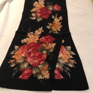 Echo silk scarf
